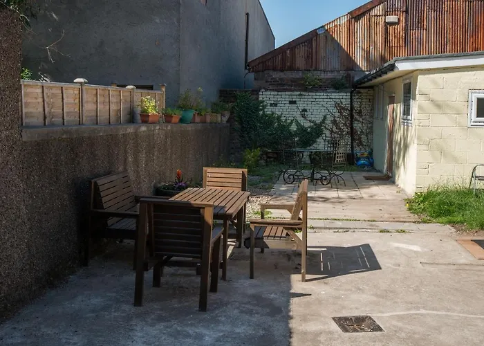 7 Bedroom Townhouse Edinburgh