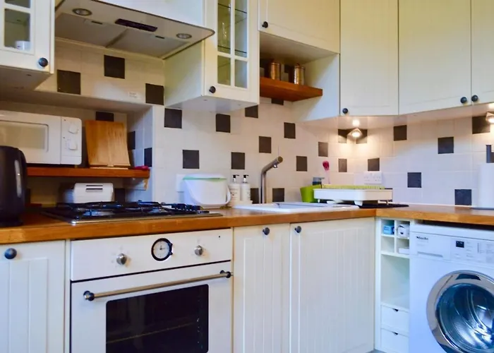 Fringe Base With Garden Near The Meadows Apartment Edinburgh