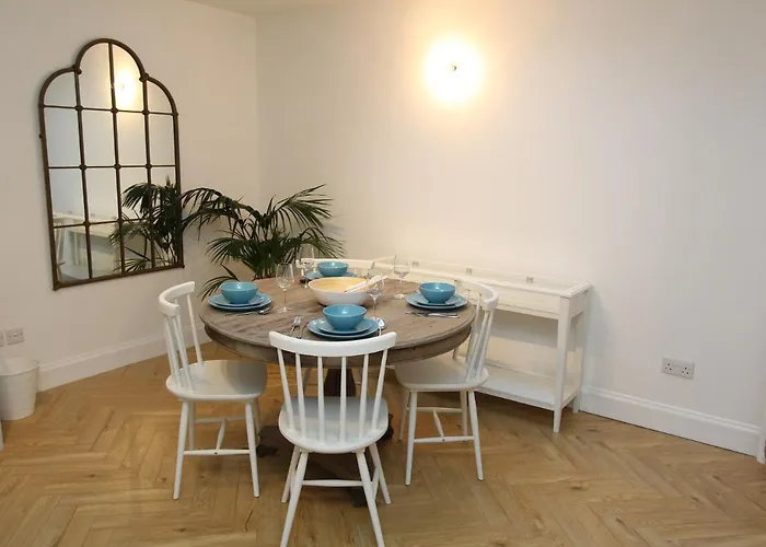 Appartamento Centre New Town 2 Bedroom Flat *