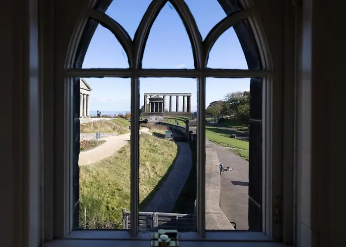 Дом отдыха Joivy Observatory House & *