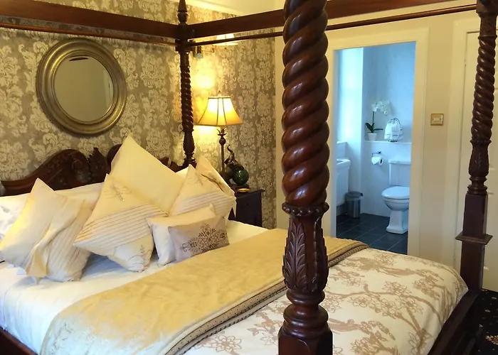 Aaran Pensionat 4*
