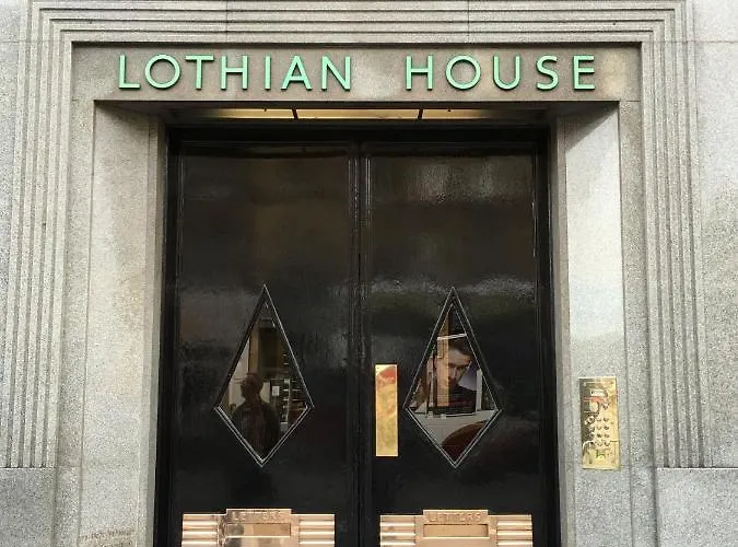 דירה 1 Bedroom *