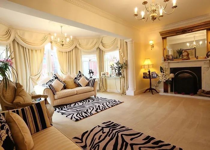 Aaran 4* Edinburg