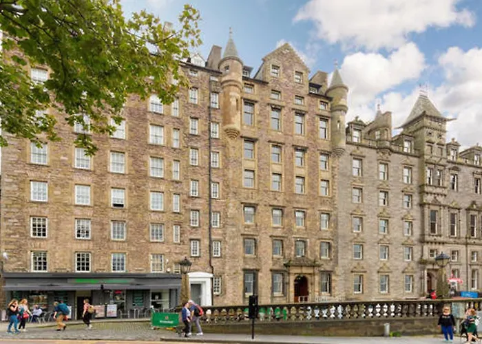 Gorgeous Studio At The Heart Of Old Town Lejlighed Edinburgh
