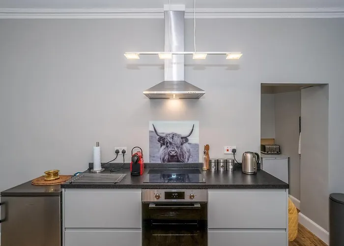 Superb 3beds House In Chic Area Of The Centre - Pass The Keys