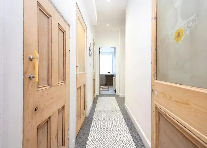 Joivy Charming Near Leith Links With Patio