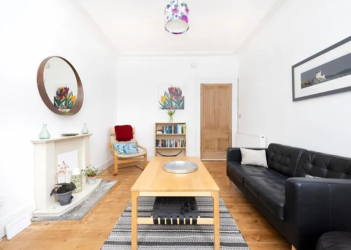 Joivy Charming Near Leith Links With Patio