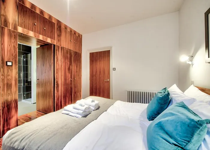 Sumptuous 2br Next To Castle! Эдинбург