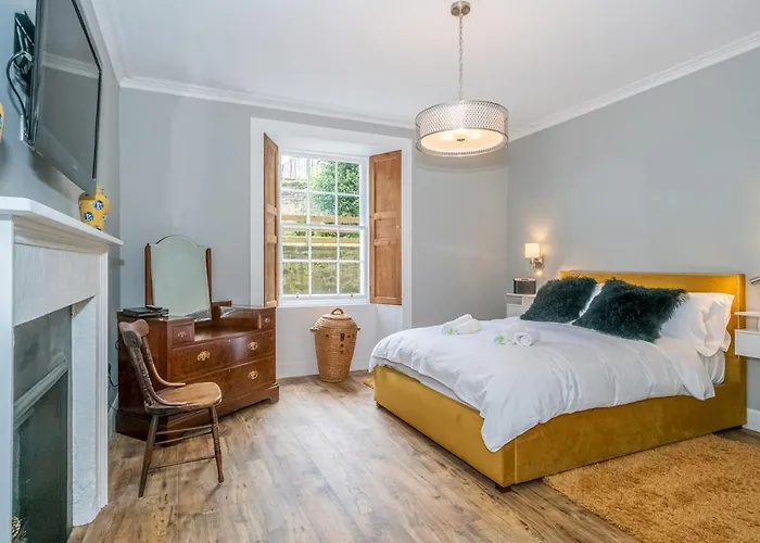 Superb 3beds House In Chic Area Of The Centre - Pass The Keys