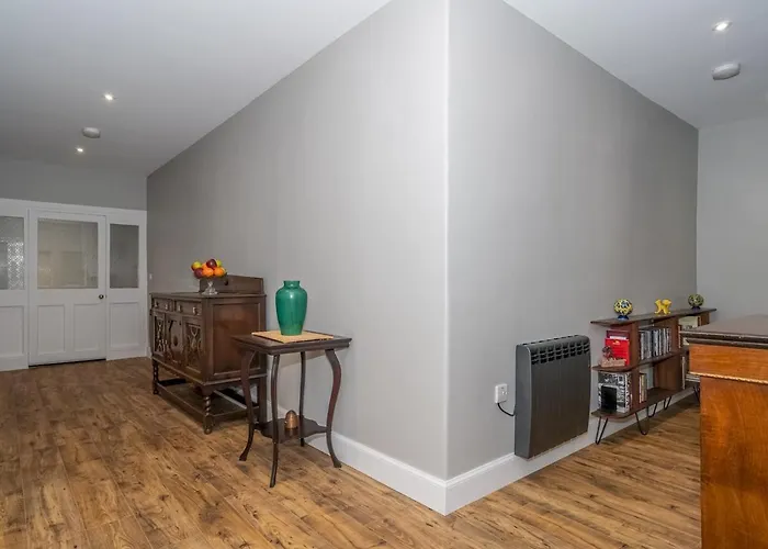 Superb 3beds House In Chic Area Of The Centre - Pass The Keys Feriehus *