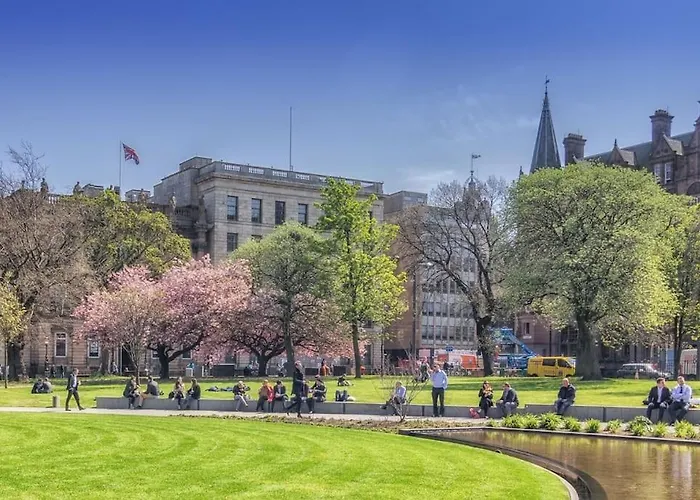 St Quarter 2 Bed Appartement *