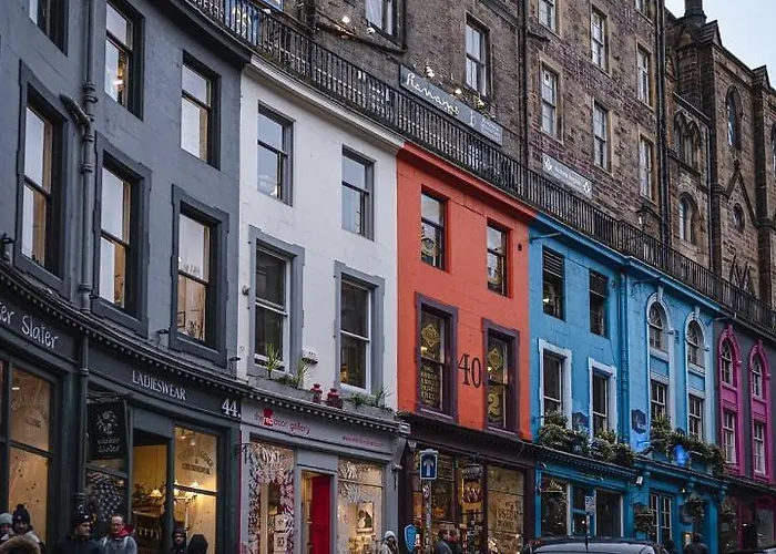 3 Bedrooms Flat In Central Old Town , Grassmarket Heart Of Flat Sleeps 6 , Eh1 * אדינבורו