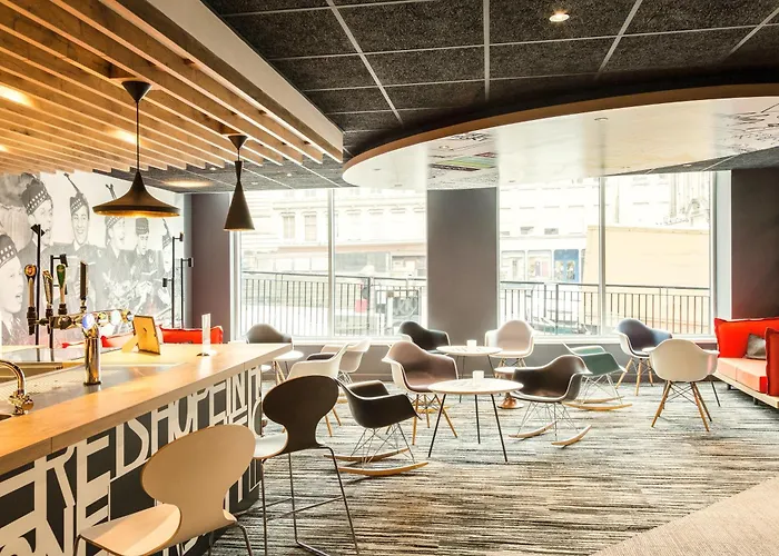 Ibis Centre Royal Mile Hotel 3*