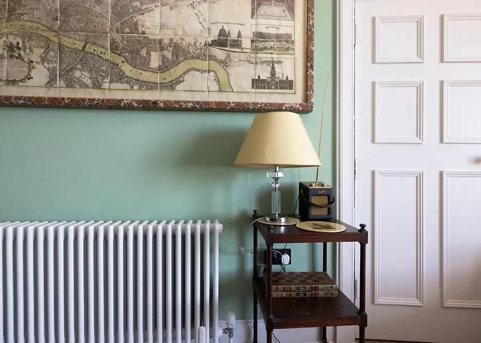 דירה Joivy Inviting Flat At The Heart Of אדינבורו