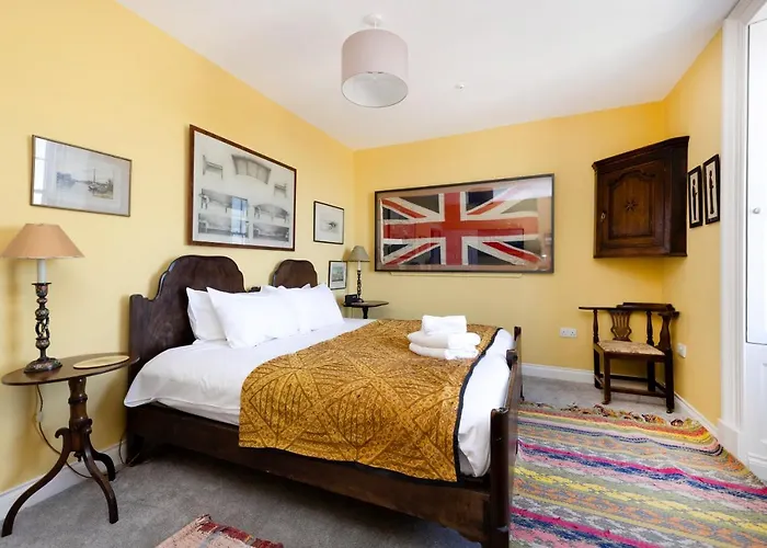 דירה Joivy Inviting Flat At The Heart Of *