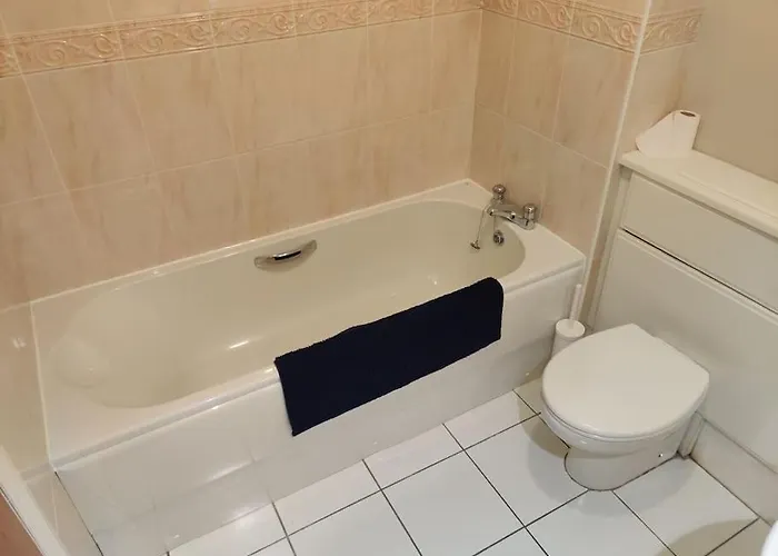 Apartment Next To The Palace And Royal Mile With Parking Edinburgh