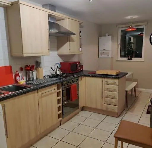 Apartment Next To The Palace And Royal Mile With Parking Edinburgh