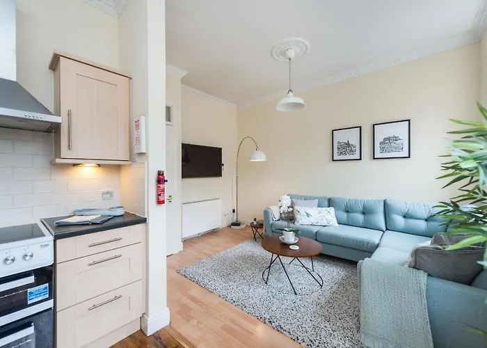 דירה Bright And Modern 2 Bed אדינבורו