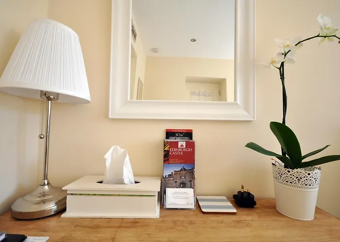 Room On The Brae Edinburgh