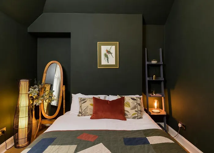 Holiday home Joivy Contemporary With Free Parking Edinburgh