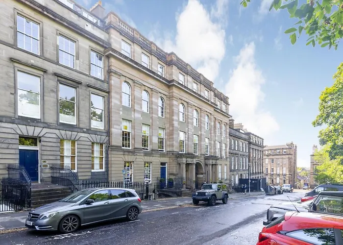 Joivy Beautiful Penthouse With Terrace & Jacuzzi דירה