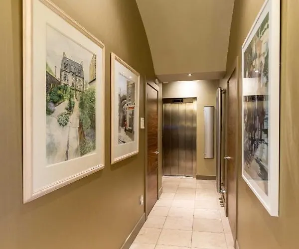 דירה Joivy Beautiful Penthouse With Terrace & Jacuzzi