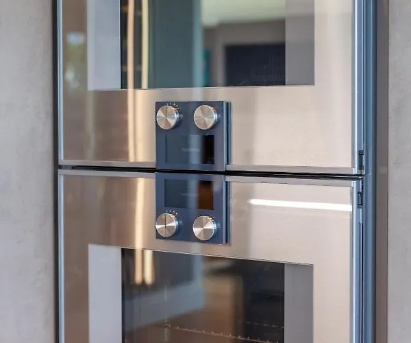 Joivy Beautiful Penthouse With Terrace & Jacuzzi דירה אדינבורו