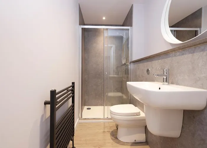 Apartment Altido Elegant Near The Meadows *