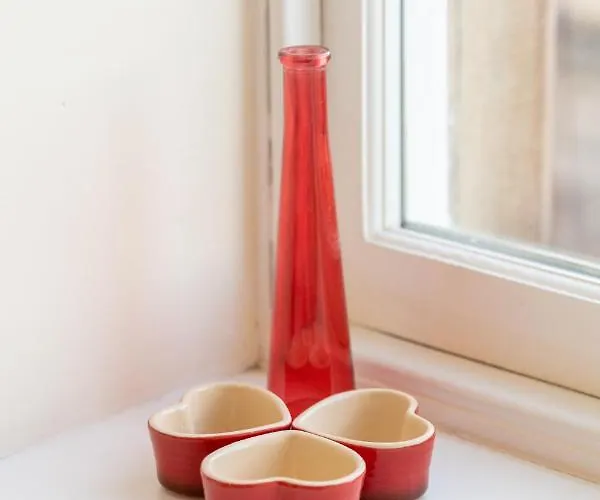 New 2 Bed With Stunning Views Of Arthur Seat Mountain אדינבורו