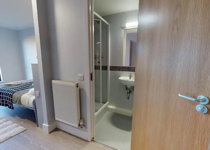 And Ensuite Bedrooms With Shared Kitchen At Fountainbridge In Daire