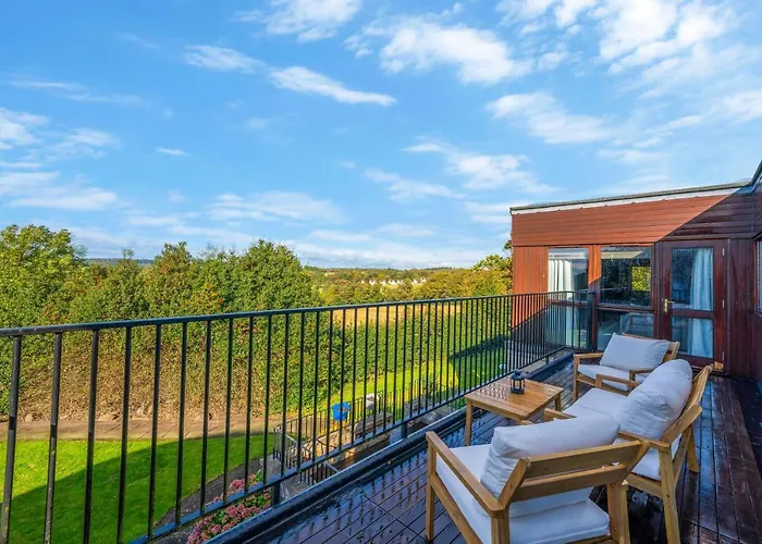 The Keep At Craigiehall * אדינבורו