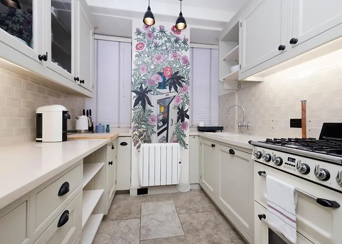 Joivy Eclectic Near Castle