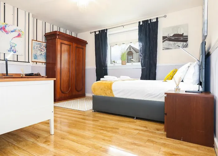Сasa de vacaciones Beautiful 4 Bedroom - Free Parking Edimburgo
