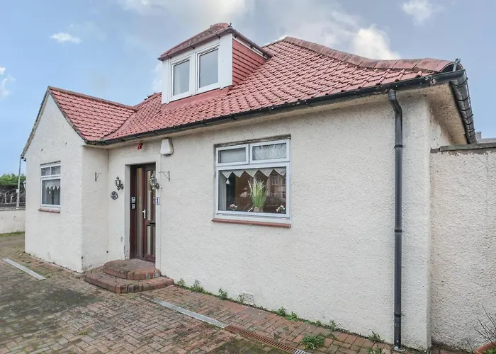 Beautiful 4 Bedroom - Free Parking Edimburgo