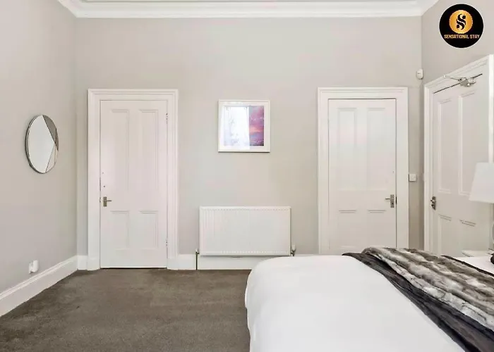 Lovely 4 Bedroom With 7 Beds And Free Parking * Edinburgh