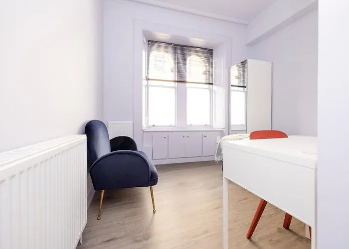 Altido Elegant Near The Meadows Apartment *