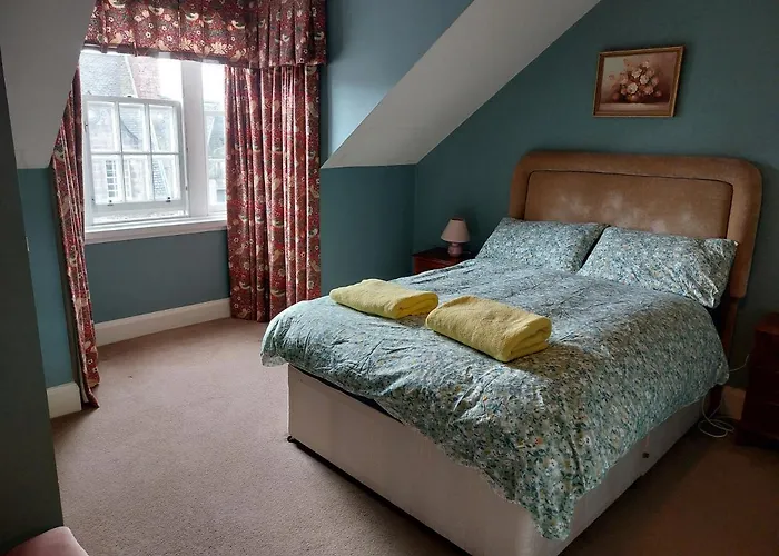 Stunning 5br Royal Mile Penthouse * إدنبرة