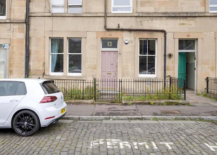 Joivy Splendid Near Haymarket Apartment Edinburgh