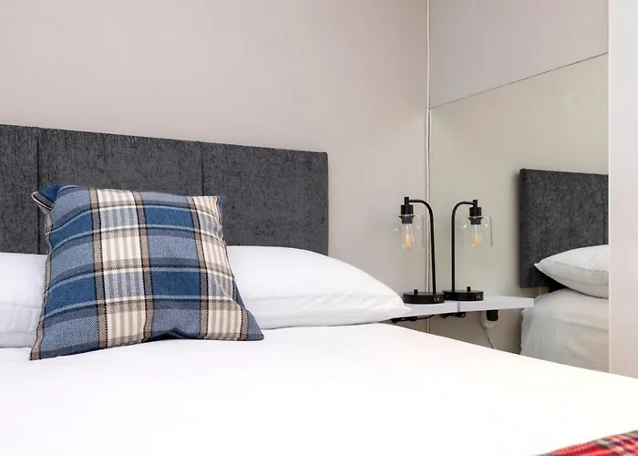 New Town Hostel *