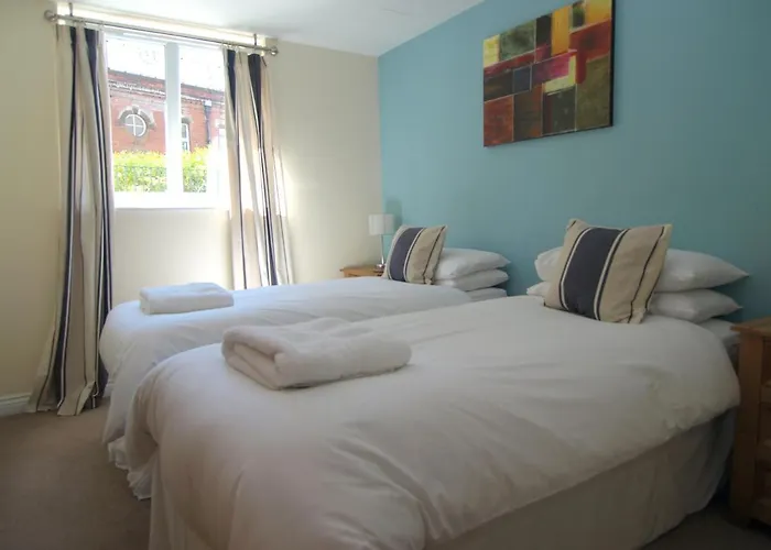 Brunswick * Edinburgh