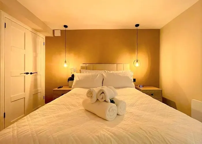 Stylish, And Cosy 1bd Nr Canongate *