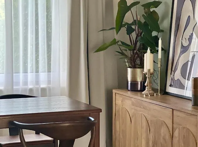 House With Garden And Parking 15 Min To Center