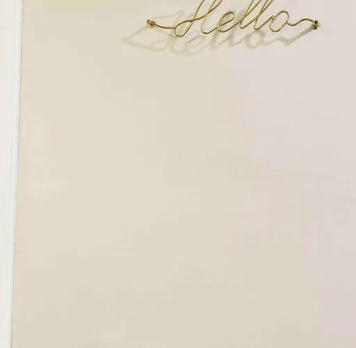 Large 2 Bedroom, Ground Floor Flat, Close To דירה