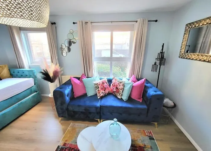 Harrismith Place By Sensational Short Lets & Serviced With Free Parking & Wi-fi Apartamento Edimburgo