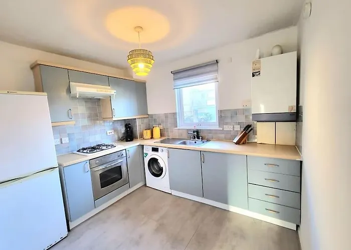 Apartamento Harrismith Place By Sensational Short Lets & Serviced With Free Parking & Wi-fi