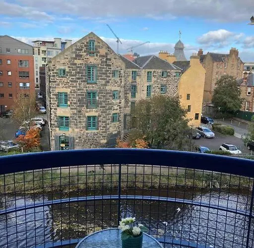 Апартаменты My Waterfront Apartment, Views Over Water Of Leith Эдинбург