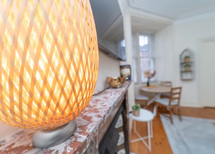 Large Corner شقة إدنبرة