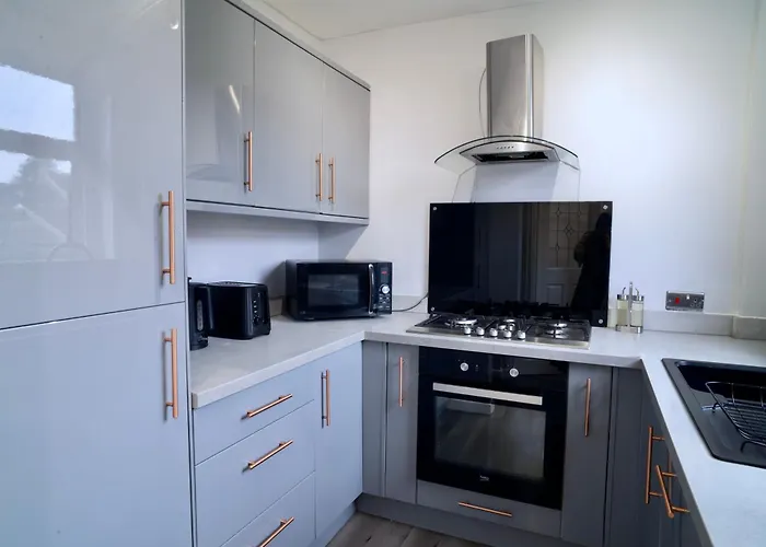Modern 2 Bedroom In Free Parking *