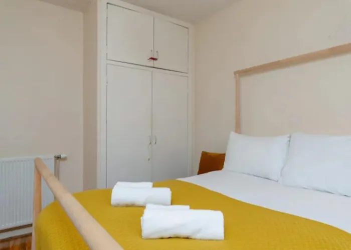 Spacious Murrayfield Flat - Pass The Keys