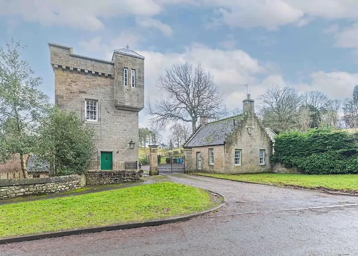 Villa The Gate House - 3 Bed & Parking *